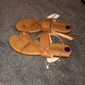 Women’s sandals